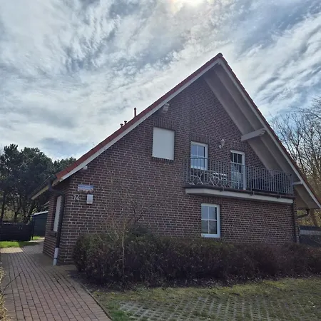 Apartment Haus Boddenruh Holz Wiek auf Ruegen