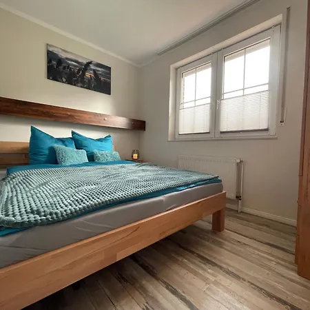 Haus Boddenruh Holz *